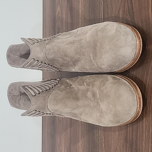 🤎 Vince Camuto Pevista Bootie, size 8.5🤎 - Picture 2 of 8